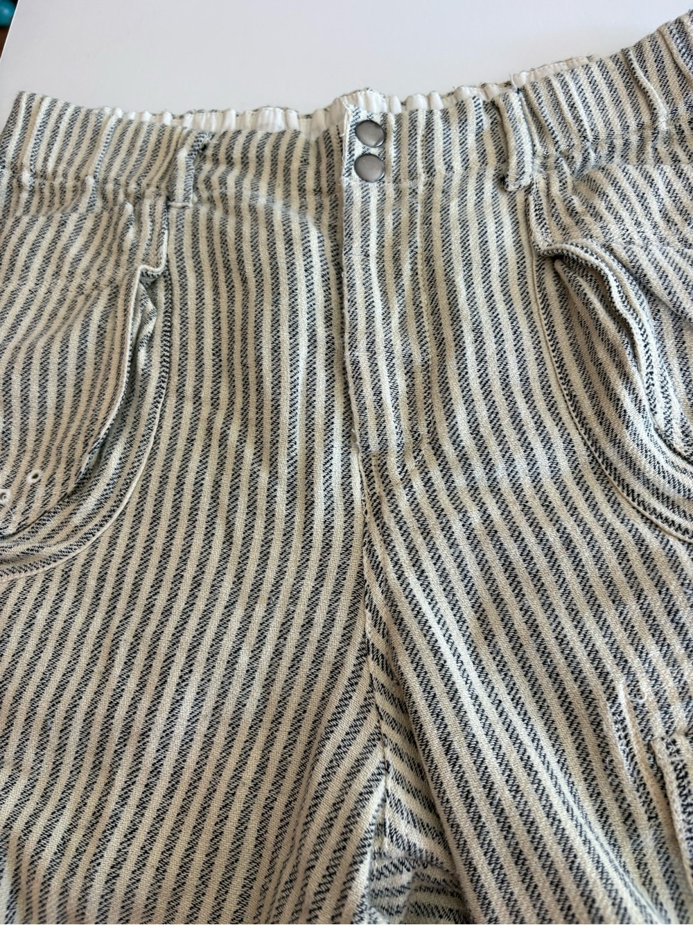 Free People New Cayman cargo Shorts in New moon Sz L - Picture 2 of 6